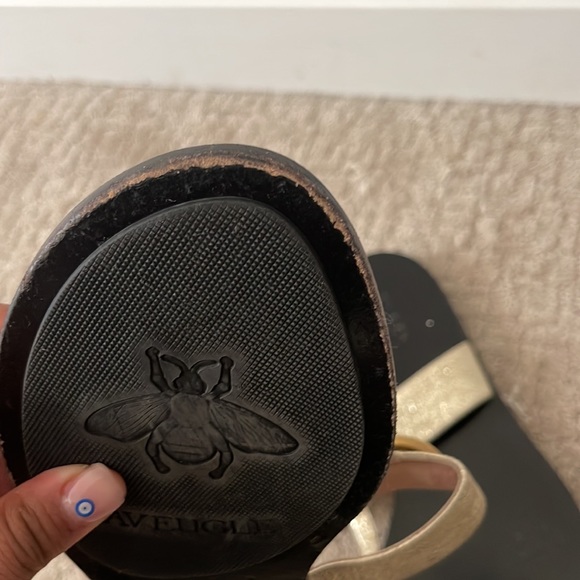 COPY - COPY - Gucci thong sandals ! Only worn 5x size 39.5 . Fits size 9 - Picture 12 of 14